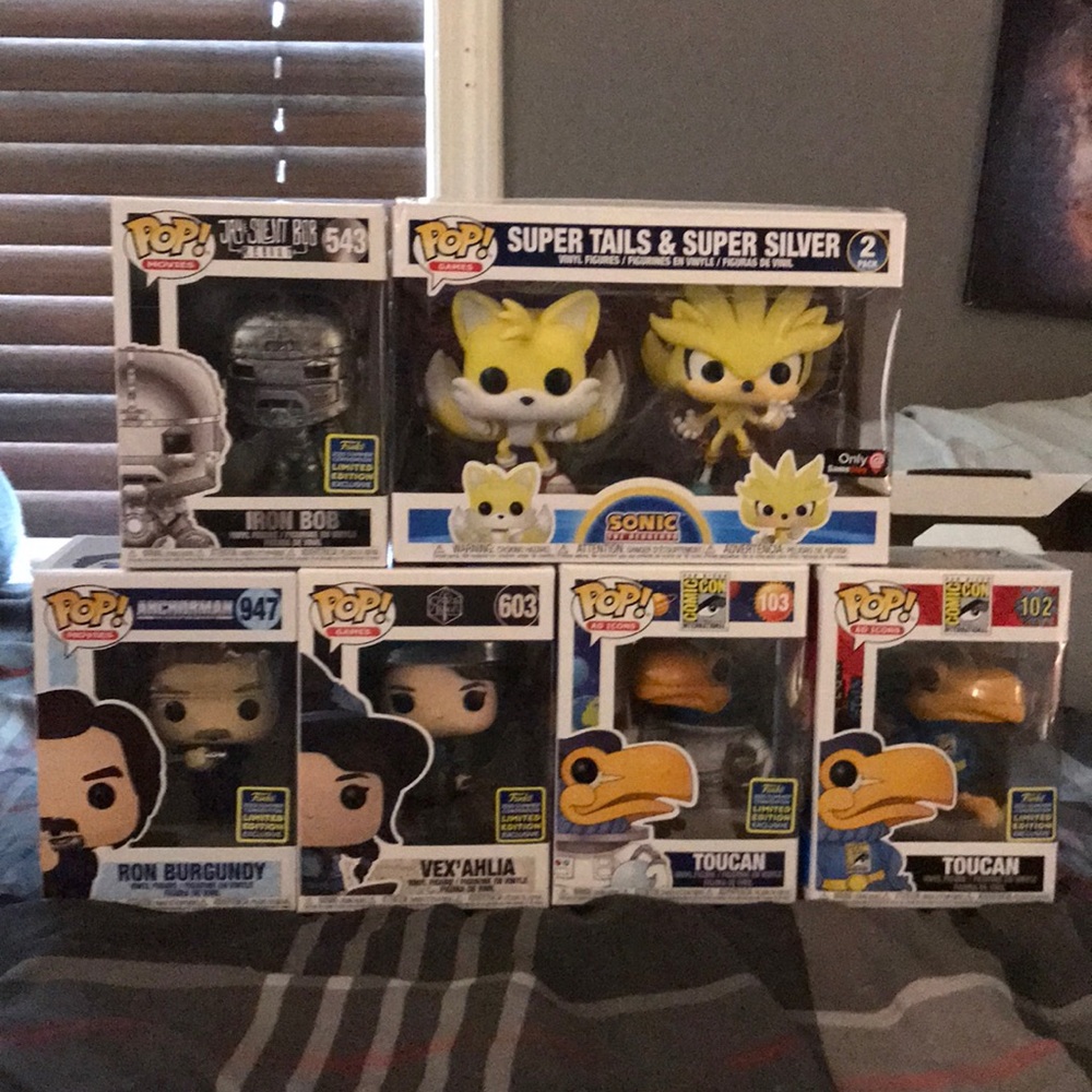 Lot of 6 SDCC exclusive Funko pops RARE comicon